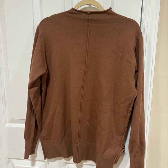 Brown Lounge Set - Picture 3 of 5